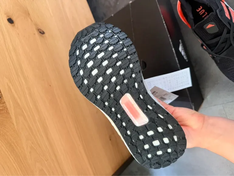 Used Adidas Ultraboost Primeblue bike — image 7 of 7