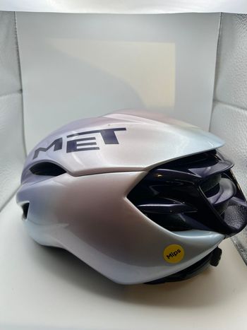Used MET Manta MIPS Limited Edition Tadej Pogacar Helmet bike — image 6 of 13