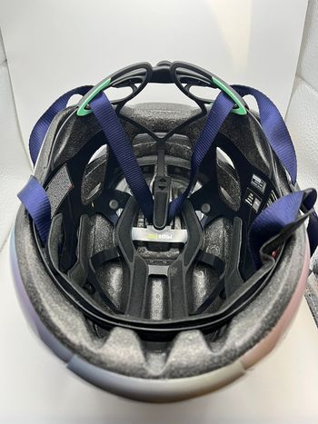 Used MET Manta MIPS Limited Edition Tadej Pogacar Helmet bike — image 10 of 13