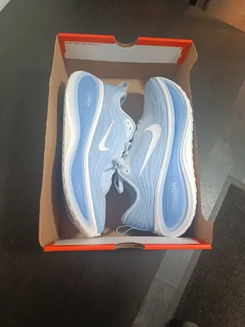 Gebrauchtes Nike Vomero Running Shoes