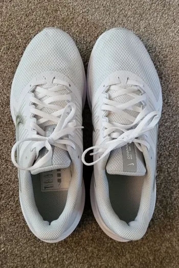 Used White Downshifter 11 Running Shoes