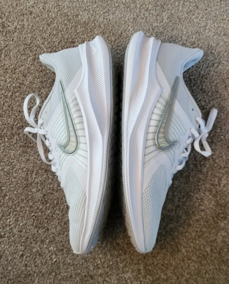 Used White Downshifter 11 bike — image 2 of 5
