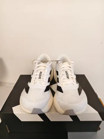 Used White Adizero Evo SL bike — image 3 of 12