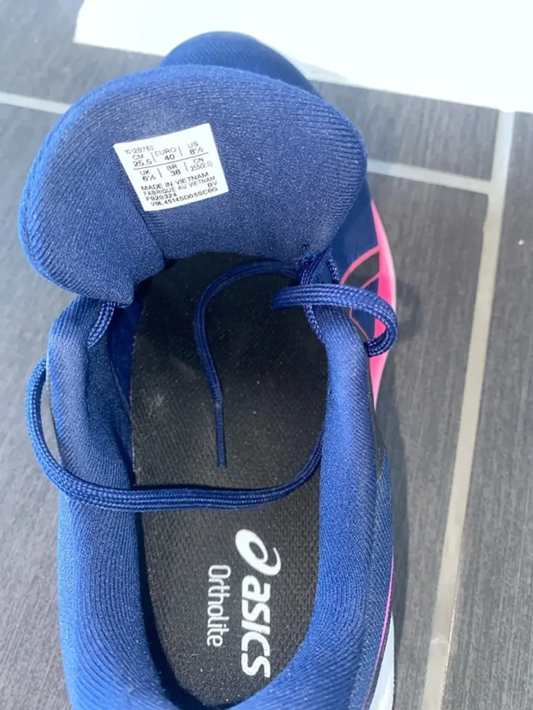 Used Asics Laufschuhe bike — image 3 of 6