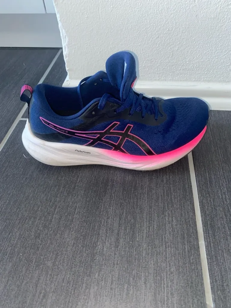 Used Asics Laufschuhe bike — image 4 of 6
