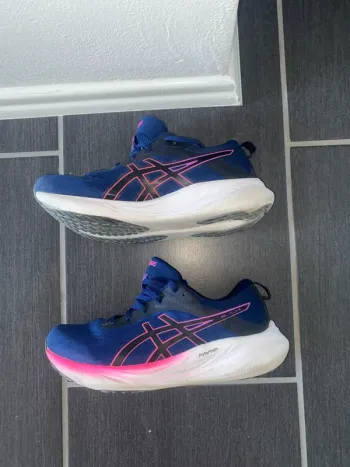 Used Asics Laufschuhe Running Shoes