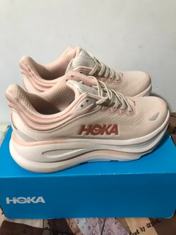 Used Hoka Bondi 9 Running Shoes
