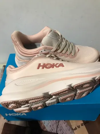 Used Hoka Bondi 9 bike — image 6 of 9