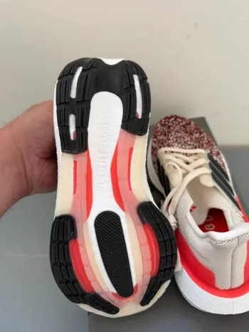 Used Adidas Ultraboost Light bike — image 7 of 9
