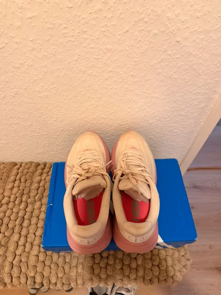 Used Hoka Clifton 10 bike — image 5 of 6