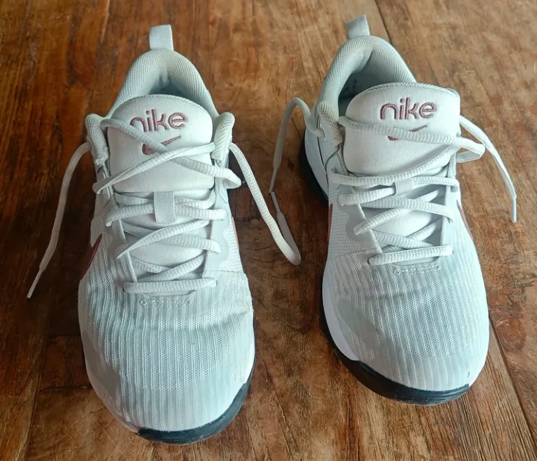 Used Nike Sportschoenen dames bike — image 4 of 6
