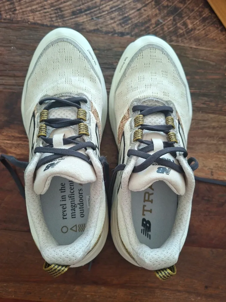 Used New Balance Fresh Foam X Hierro v9 bike — image 6 of 6