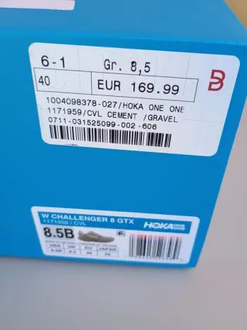 Hoka Challenger 8 GTX bike usato — immagine 7 di 8