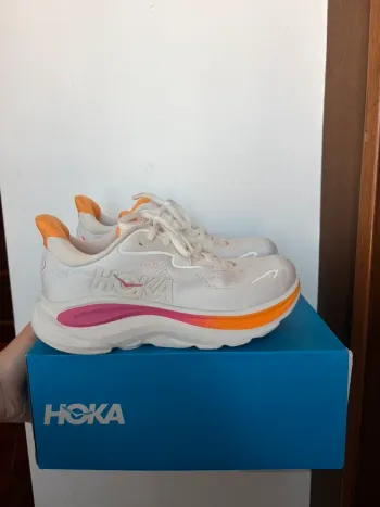 Used Hoka Clifton 10 Running Shoes