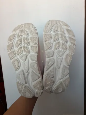 Used Hoka Clifton 10 bike — image 4 of 8