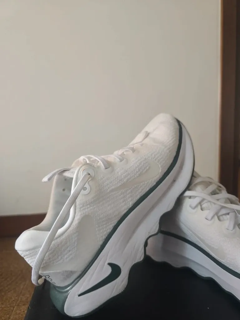 Gebrauchtes Nike Camminata Schuhe bike — Bild 2 von 5