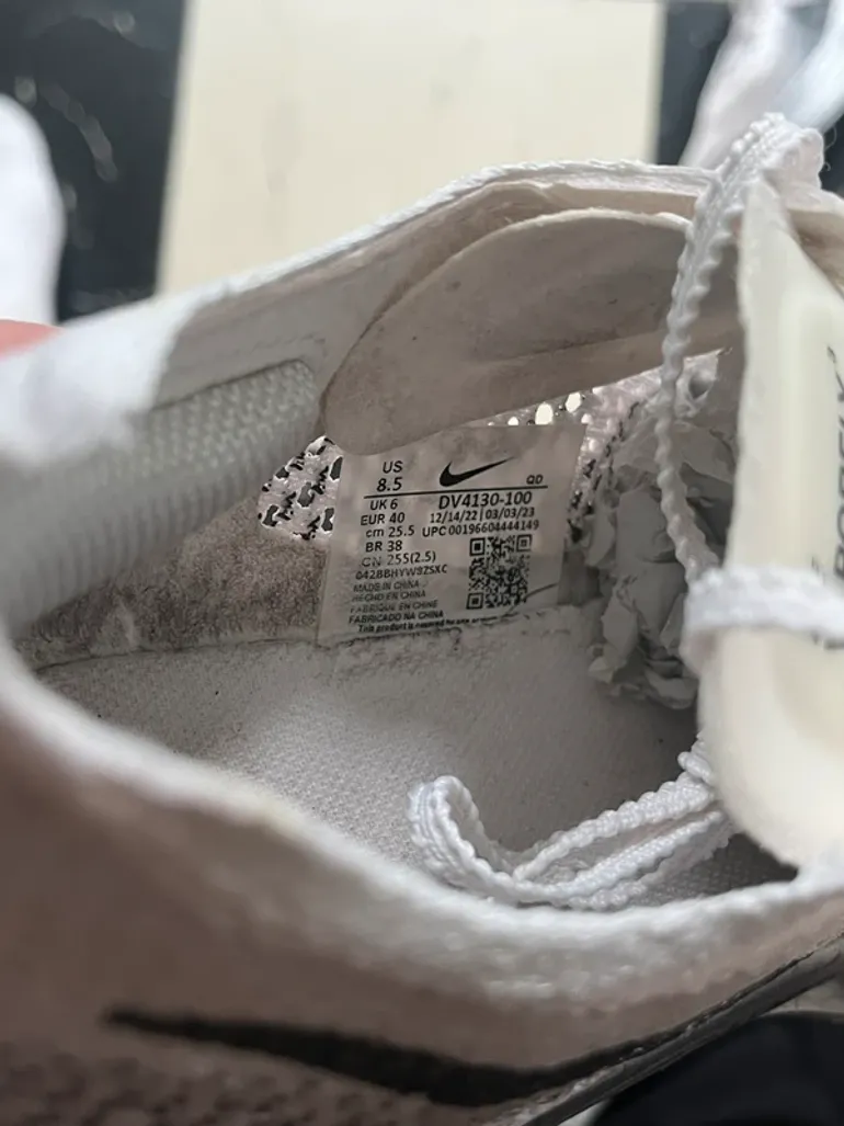 Used White Vaporfly 3 bike — image 8 of 15