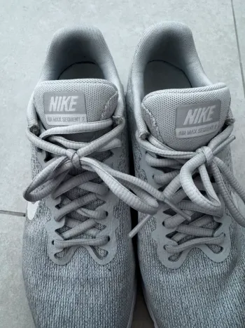 Gebrauchtes Nike Air Max Sequent 2 bike — Bild 6 von 6