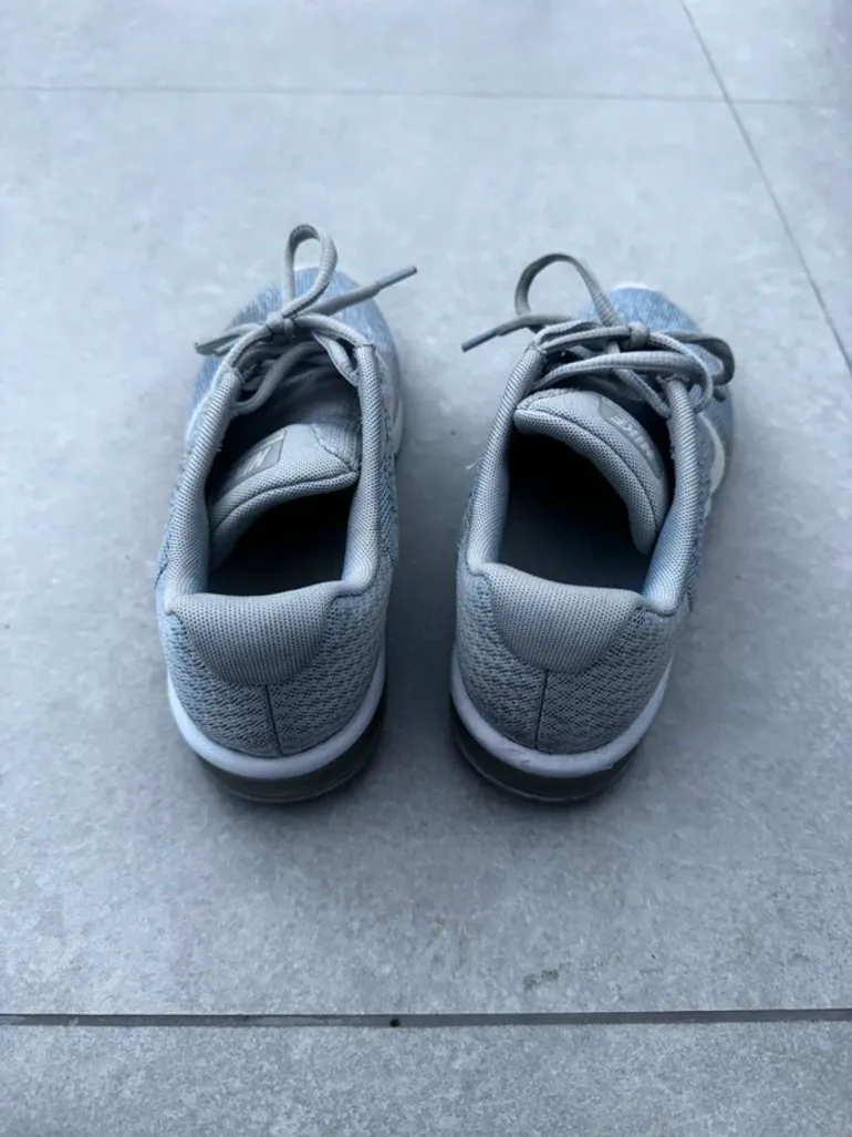 Gebrauchtes Nike Air Max Sequent 2 bike — Bild 3 von 6