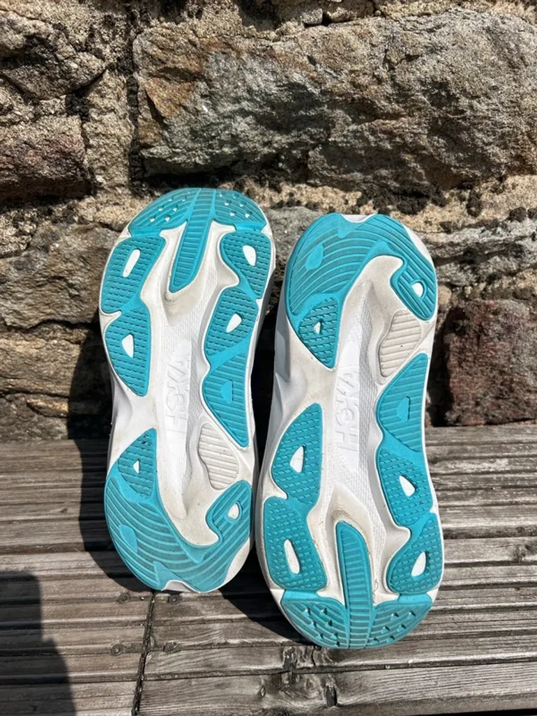 Used Hoka Skyflow bike — image 4 of 5