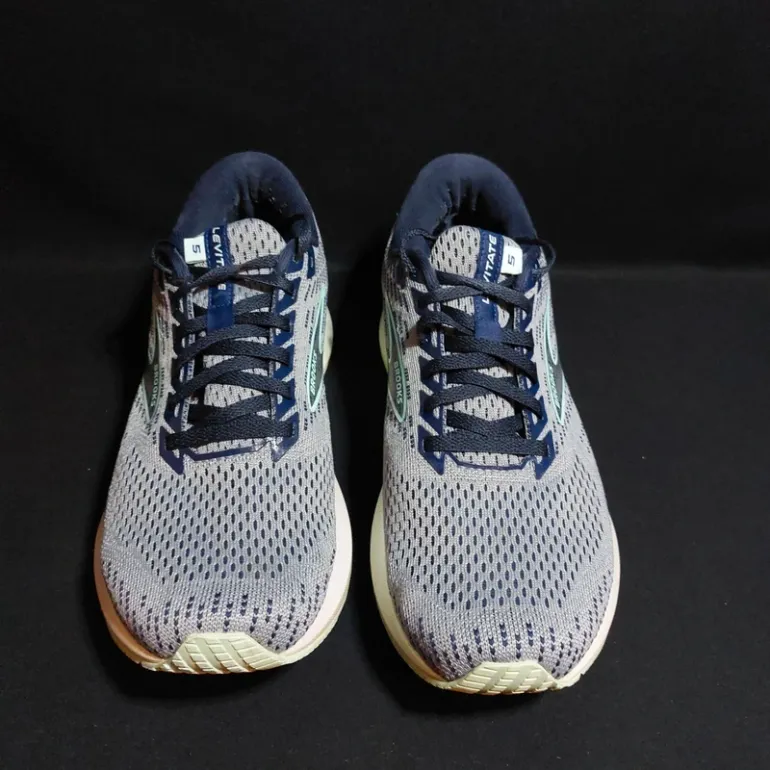 Used Brooks Levitate bike — image 2 of 8