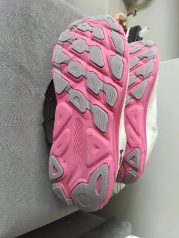 Used Hoka Clifton 9 bike — image 7 of 10