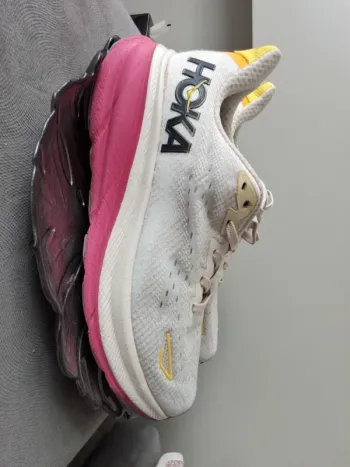 Used Hoka Clifton 9 bike — image 2 of 10