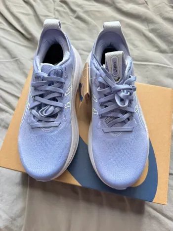 Used Asics Gel Nimbus 28 bike — image 4 of 7