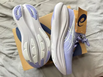 Used Asics Gel Nimbus 28 bike — image 6 of 7