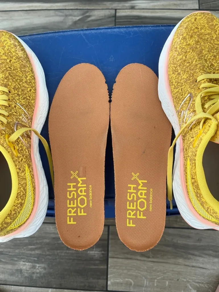 Used New Balance 1080 v12 bike — image 7 of 9