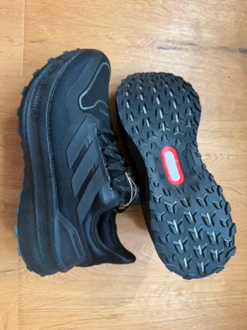 Used Adidas Ultraboost 5 Gtx Running Shoes