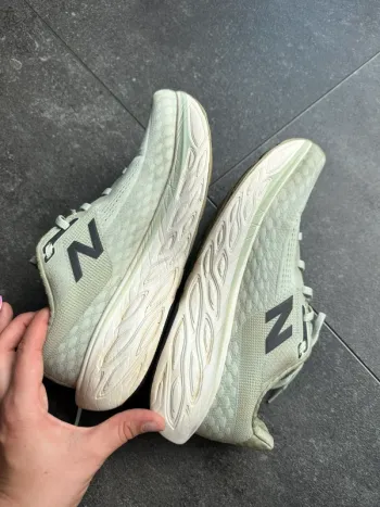 Used New Balance Fresh Foam 1080 bike — image 6 of 7