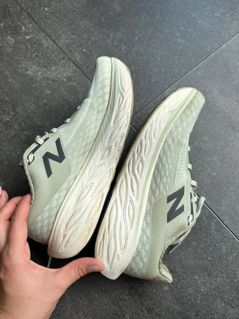 Used New Balance Fresh Foam 1080 bike — image 6 of 7
