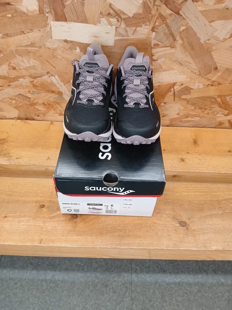 Used Saucony Xodus 3 bike — image 2 of 6