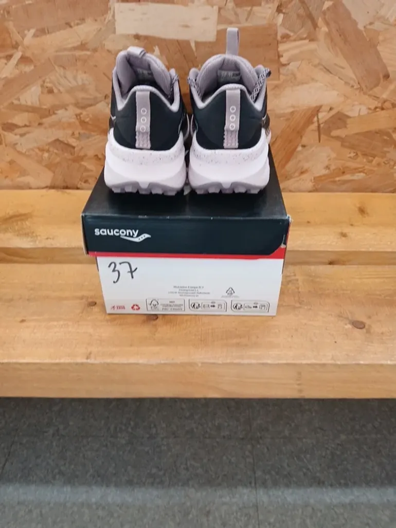 Used Saucony Xodus 3 bike — image 4 of 6
