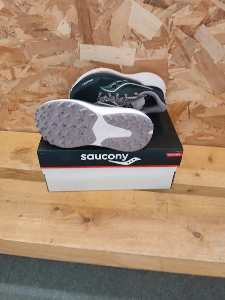 Used Saucony Xodus 3 bike — image 5 of 6