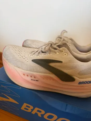 Used Brooks Glycerin Max bike — image 3 of 8