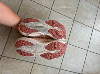 Used Asics Nimbus 25 bike — image 6 of 9