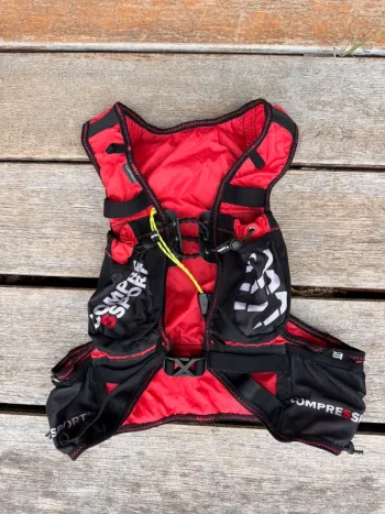 Used Compressport Ultra Running Accessories