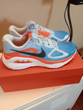 Brugt Nike Structure Plus Running Shoes