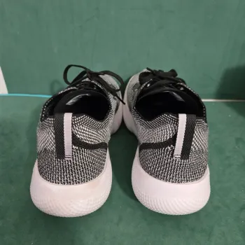 Used Nike Free bike — image 4 of 9
