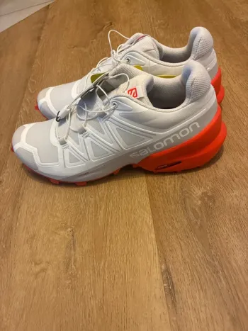 Used Salomon Trailrunning-/Outdoorschuhe bike — image 2 of 4