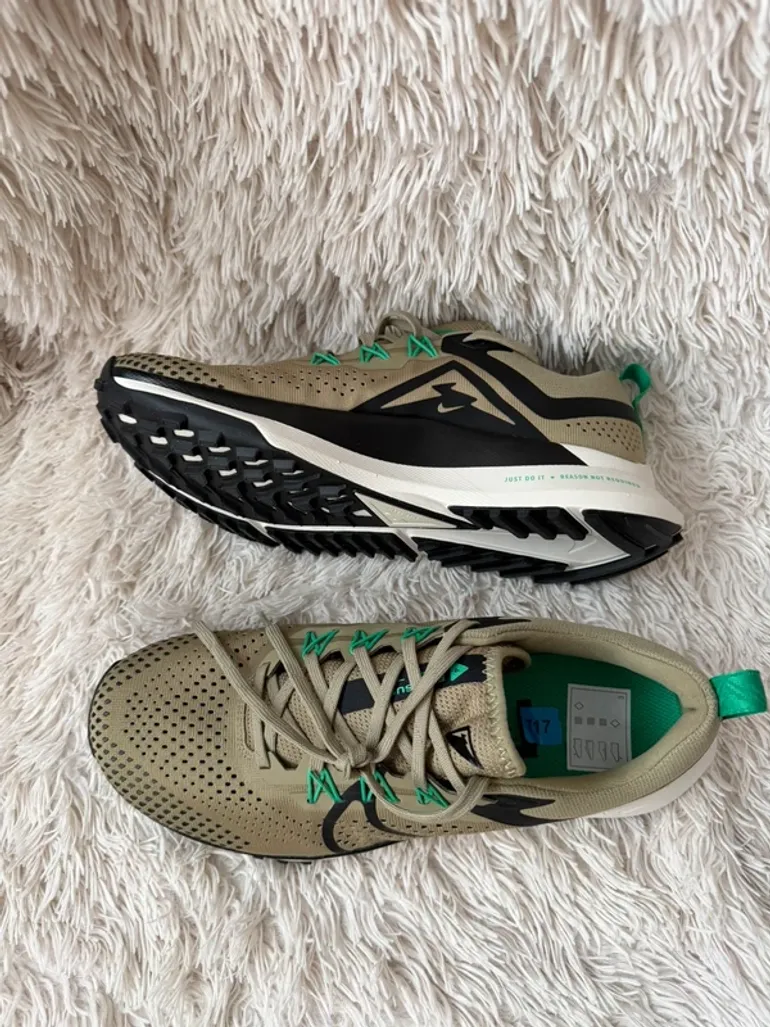 Pegasus Nike react trail 4 bike usato — immagine 6 di 7