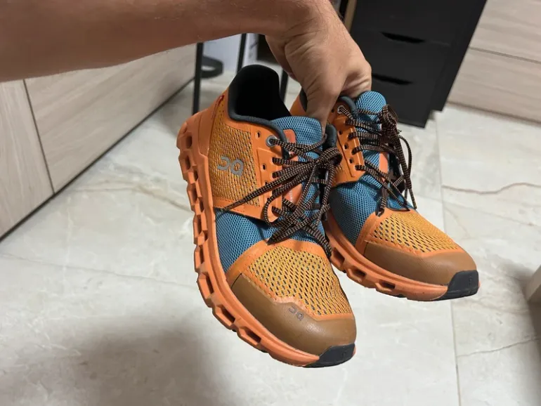 On Running Schuhe bike usato — immagine 11 di 15