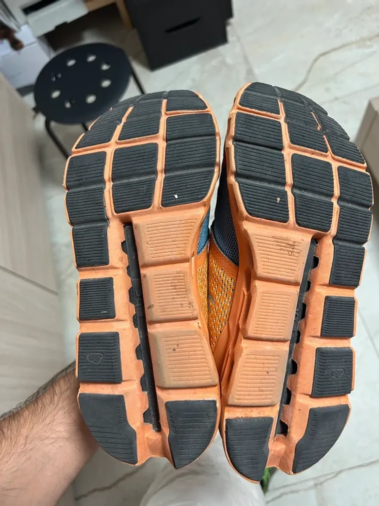 On Running Schuhe bike usato — immagine 15 di 15