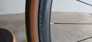 Used Syncros RR 2.0 Disc Wheelset bike — image 2 of 6
