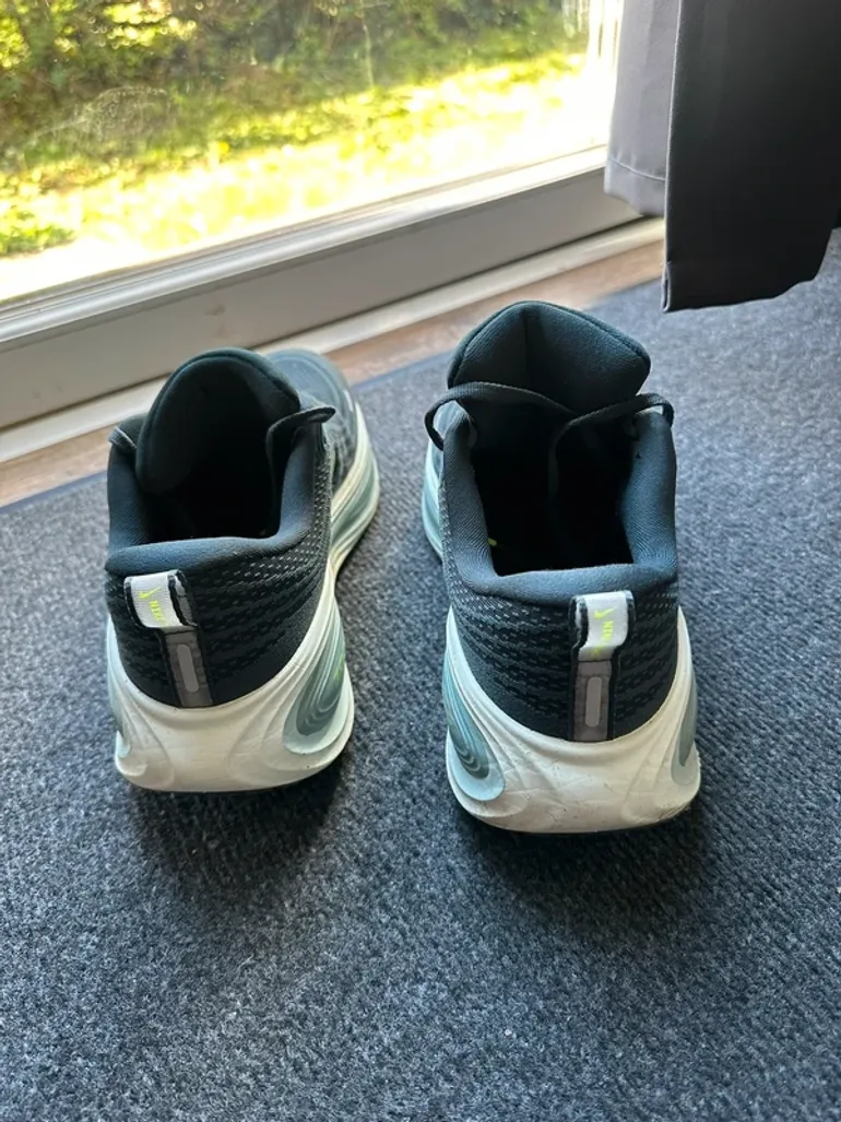 Brugt Nike Vomero Plus bike — billede 2 af 4