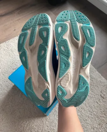 Hoka Running Shoes bike d'occasion — image 5 sur 7
