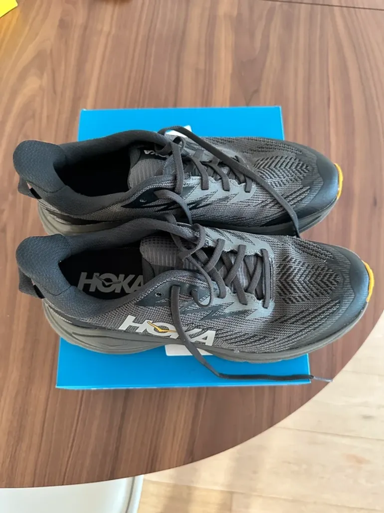 Tweedehands Hoka Gore-Tex bike — afbeelding 4 van 5