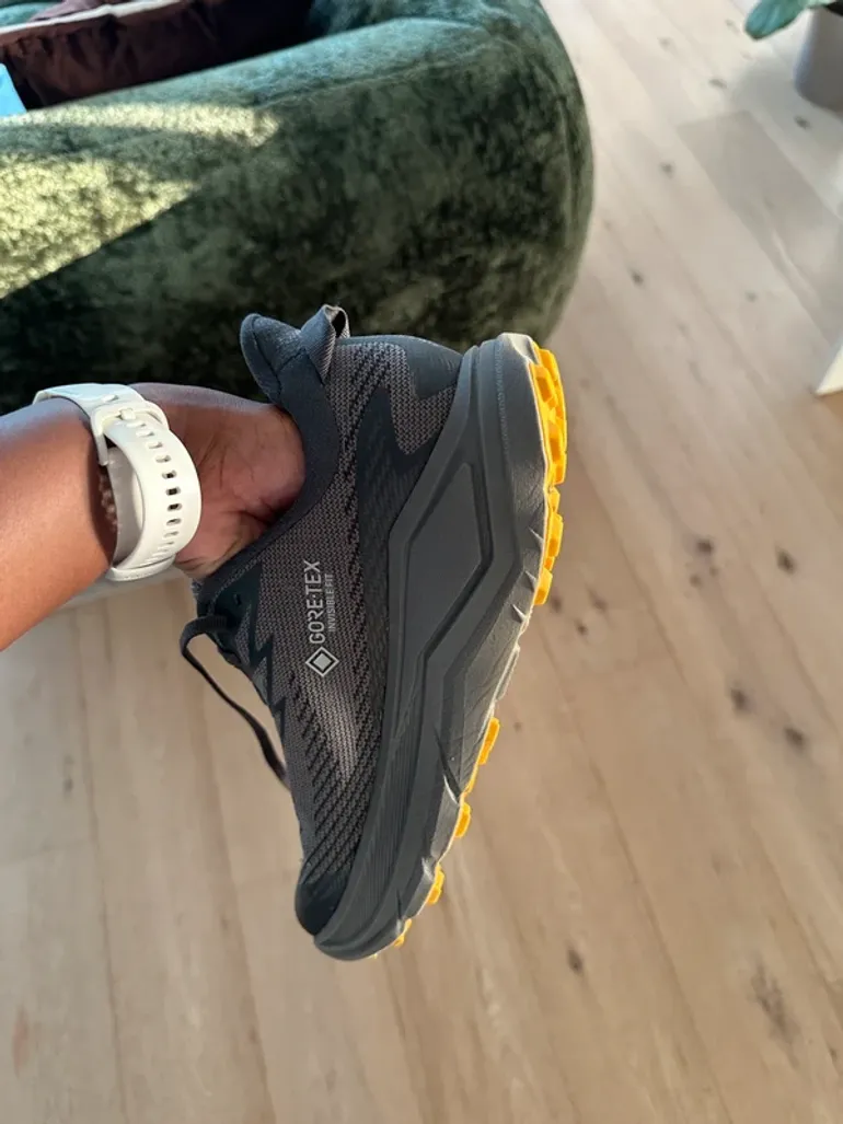 Tweedehands Hoka Gore-Tex bike — afbeelding 3 van 5